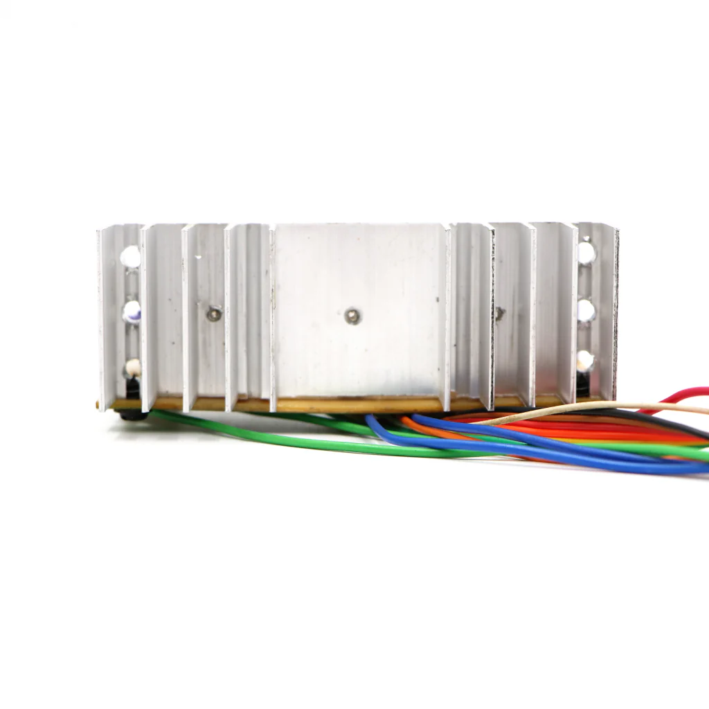 Home Theatre Board: 2.1 Home Theatre Wired Circuit Board Three 2030 Transistor With 7805 - Image 4