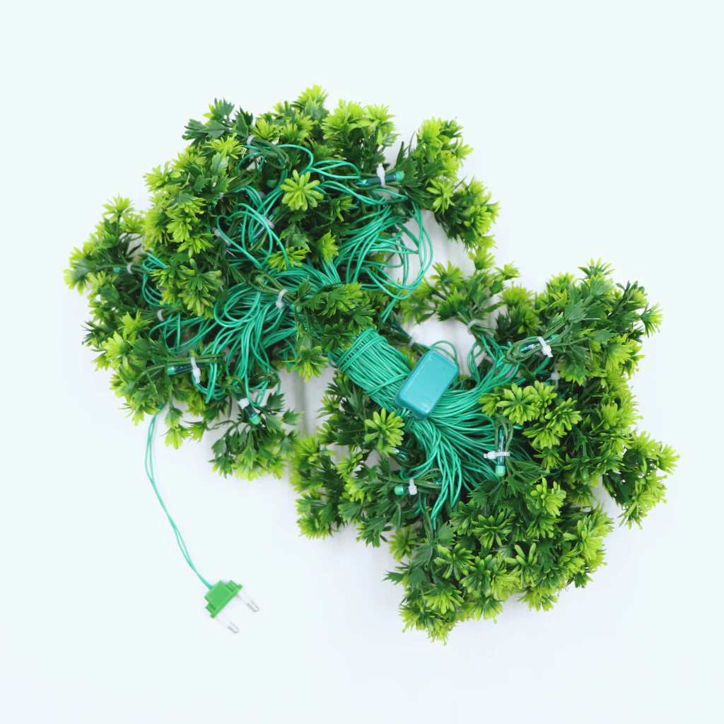 Small Green Flowers 60 LED String Fairy Lights - Image 2